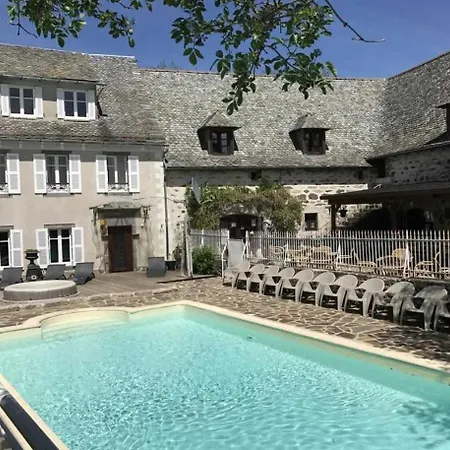 3 Etoiles - Piscine - Eehgge Kamp alanı Argences-en-Aubrac